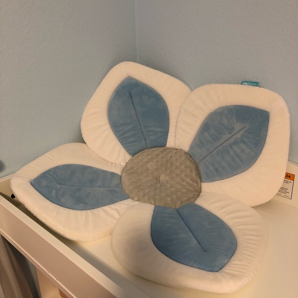 Blooming Bath Lotus - Baby Bath